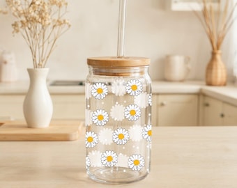 Aesthetic Daisy Flower Can Glass Tumbler, Floral Summer Drinkware, Girls Cute Iced Coffee Cup, Cottage Core Eco Friendly Cup Gift