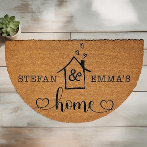 Personalized Couples Name Home Doormat, Custom Name Family Welcome Mat, Cute Housewarming Gift, Unique Wedding Gift, Front Porch Coir Rug