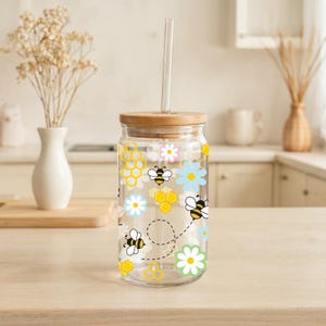 Honey Bee Glass Tumbler, Honeycomb Iced Coffee Cup, Cute Bee And Daisy Can Glass, Floral Bee Iced Coffee Cup, Reusable Bee Theme Drinkware