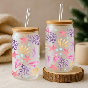 Colorful Seashells Glass Cup, Cute Starfish Can Glass Tumbler, Beach Trip Iced Coffee Cup, Aesthetic Summer Vibes Drinkware, Bamboo Lid Cup