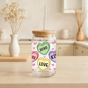 Love - XOXO Candy Hearts Can Glass Tumbler, Cute Love Themed Glass Cup, Valentine&#39;s Day Bamboo Lid Tumbler Gift, Romantic Iced Coffee Cup