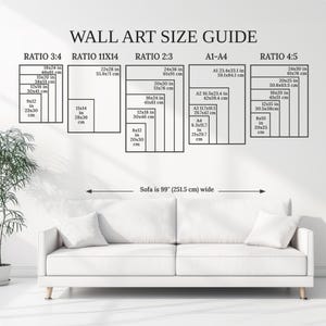 K&ouml;nnte beinhalten: Ein Wandkunst-Gr&ouml;&szlig;enleitfaden mit verschiedenen Verh&auml;ltnissen und Ma&szlig;en in Zoll und Zentimetern. Der Leitfaden zeigt die Abmessungen verschiedener Gr&ouml;&szlig;en von Wandkunst, einschlie&szlig;lich der Verh&auml;ltnisse 3:4, 11x14, 2:3, A1-A4 und 4:5. Der Leitfaden enth&auml;lt auch ein Sofa, das 99 Zoll (251,5 cm) breit ist.
