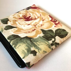 Kobo Case Rose Kobo Libra Colour Sleeve Gift for Girl Kobo Clara Colour/BW Case Padded Kobo Sage Case Floral Kobo Sleeve-Shockproof Padding