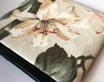 Floral Kobo Sleeve: Shock Absorbent Padded Case, All Models