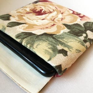 Rose Kobo Case with Flap Kobo Libra Colour Sleeve Handmade Kobo Clara Colour/BW Case Padded Kobo Sage Floral Case - Shock Absorbent Padding
