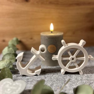 Anchor and steering wheel from Raysin - North - Ships - Sailing