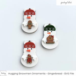 Fichier SVG | Décorations d'ornements de bonhommes de neige étreignant | Maison bonhomme en pain d'épice | Fichier découpé au laser | Testé avec Glowforge | Noël | Hiver