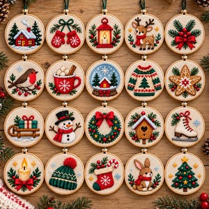 Peut inclure: Une collection de vingt tambours à broder circulaires présentant des motifs de Noël au point de croix, notamment une maison rouge, des moufles, une lanterne, un renne, une couronne, un rouge-gorge, un mug, une boule à neige, un pull, une étoile, un traîneau, un bonhomme de neige, un nichoir, un patin, une bougie, un bonnet, une chaussette, un lapin et un sapin de Noël.