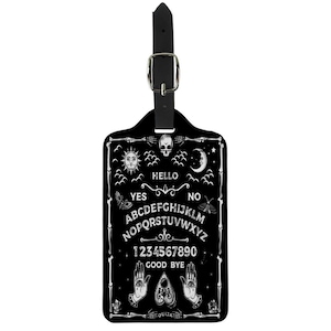 Etiqueta de bagagem Goth OUIJA BOARD, cartão de embarque místico, etiquetas de malas de viagem góticas, presentes ocultos de bruxaria, presente de bruxaria, caveira de esqueleto