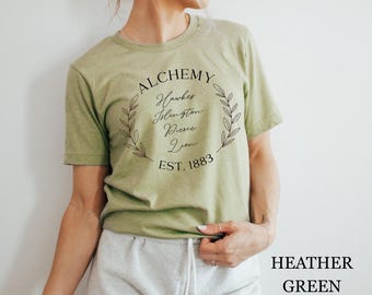 Camisa de alquimia de Emma M. Lion, regalo de Beth Brower