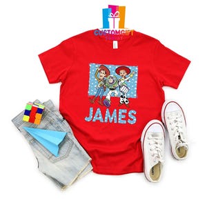 Camiseta Toy Story, Camiseta com nome personalizado, Camiseta personalizada, Camiseta Disney, Camiseta de desenho animado, Camiseta infantil, Camiseta Buzz Lightyear, Camiseta Woody, Camiseta Jessie