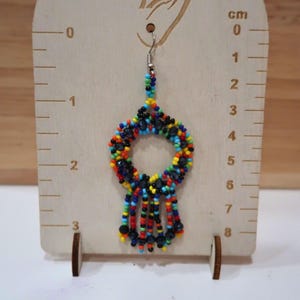 Boucles d&#39;oreilles rondes mexicaines faites main avec perles multicolores