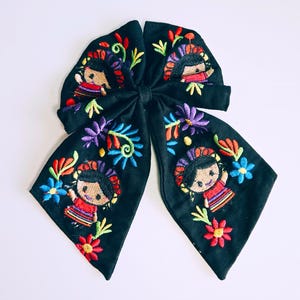 Small Traditional Embroidered Mexican Muñeca Lele Black Hair Bow Artisan Made Accessory Girls