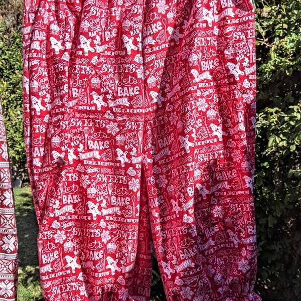 SALE!  Ready now!  LARGE Womens Flannel Basic Bloomers Christmas Prints Red White Bake Words Cotton Flannel