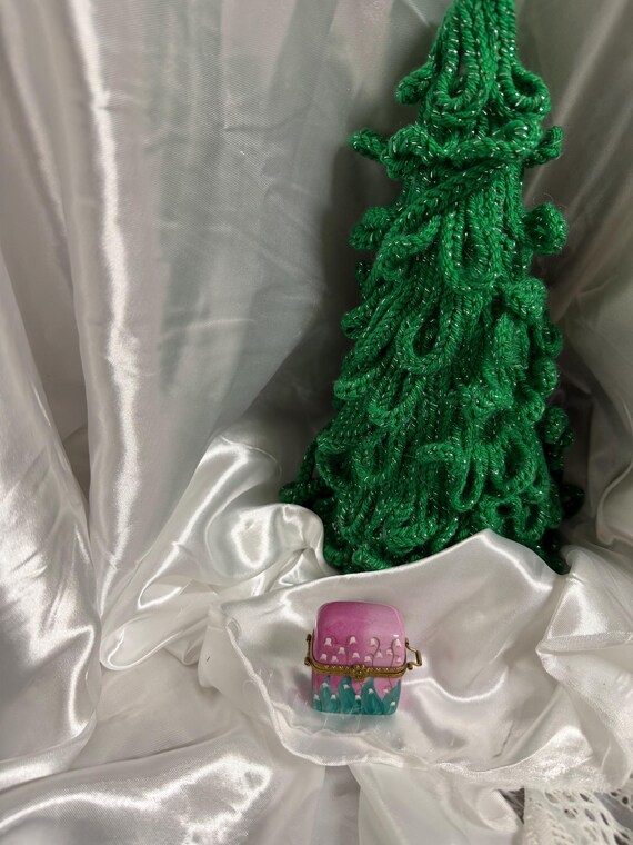 Limoges hand painted box - image 1