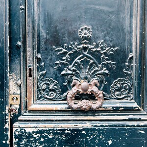 Paris Door Knocker Print: Ornate French Apartment Decor