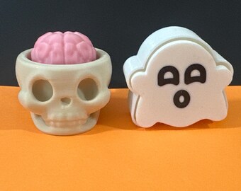 Skull Keychain & Ghost Fidget clicker toy party favors