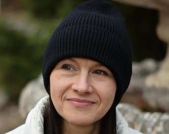 Black Merino Wool Beanie: Unisex Warm Winter Hand Knit Ribbed Hat