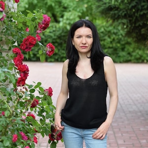 Black Linen Cotton Knit Top: Deep Neck Sleeveless Blouse