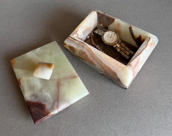 Raw Onyx Keepsake Jewelry Trinket Box with Lid, Hand-Carved Stone Jar, Salt Cellar, Spice Vessel in hues of brown, pink, green, white