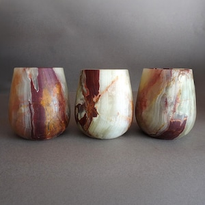 RARE Plum Onyx Vessel – Natural Stone Toothbrush, Tealight, Pen, Utensil Holder by SAÉA