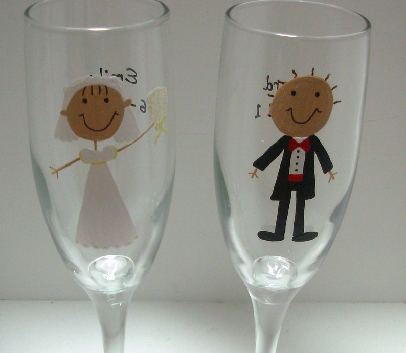 Bride and Groom Champagne Flutes, Handpainted Personalized Toasting Flutes, Toasting Glasses, Bride and Groom Champagne Flutes, image 1