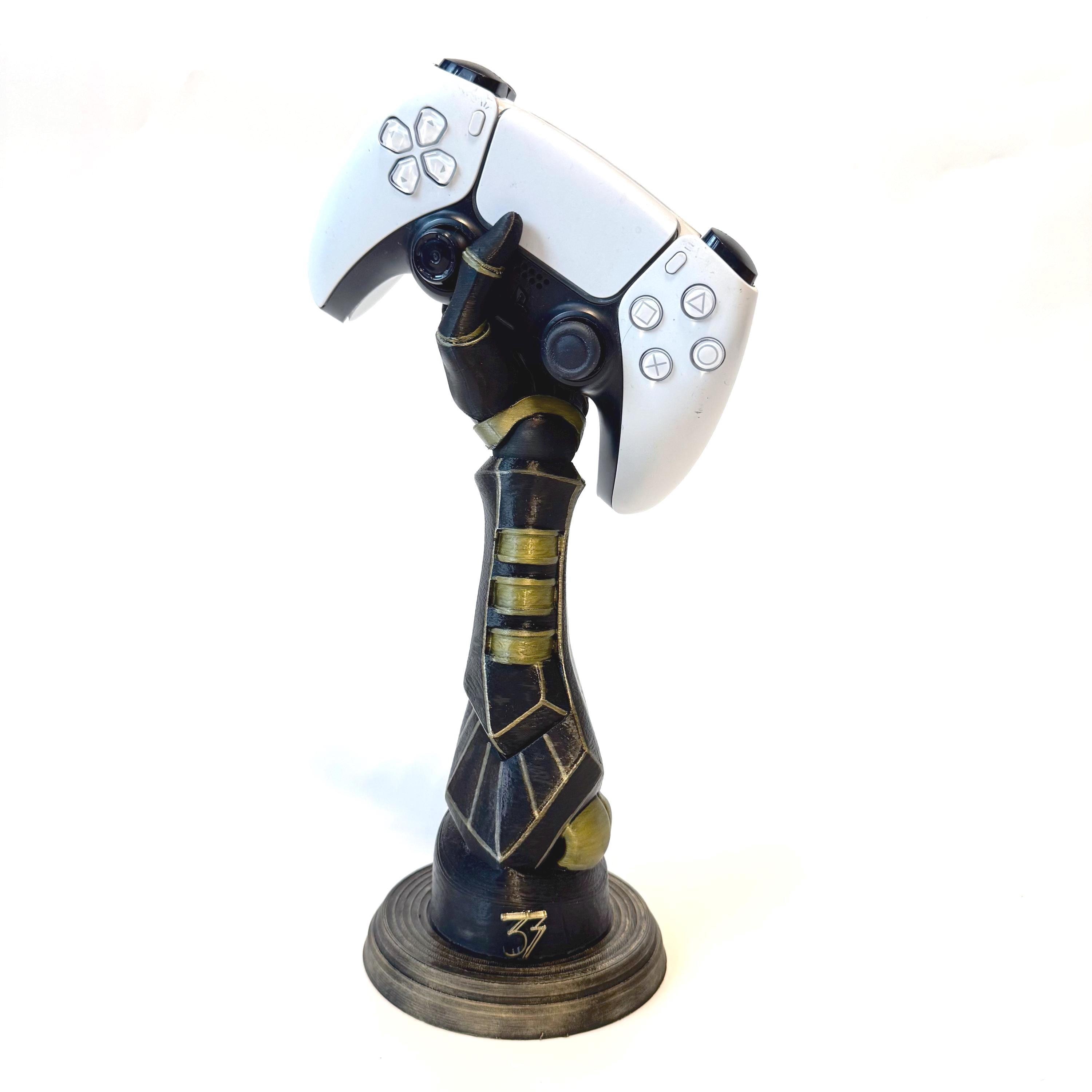 Clair Obscur Expedition 33 Controller Holder – Gustave Hand