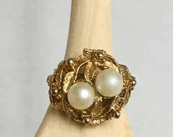 vintage cocktail ring faux pearls  set in ornate gold tone on adjustable band