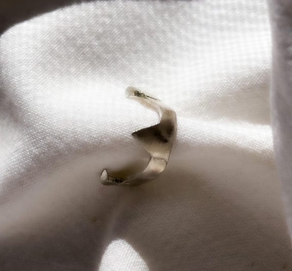 Abstract Triangle Spike Nose Bridge Band, handmade silver jewlery