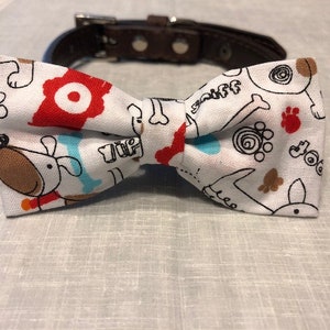 Dogbones Pet Bow Tie-Fire hydrant image 1