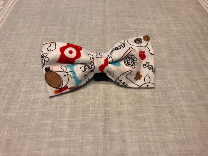 Dogbones Pet Bow Tie-Fire hydrant image 3