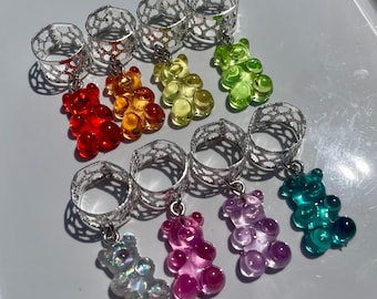 Regenbogen Gummibärchen Haarschmuck Set von acht großen 20 mm Silber Lok Manschetten Festival Charms Rave Kandi Bunter Regenbogen Haarteil