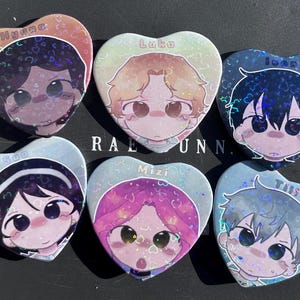 alien stage-Ivan, till, Luka, sua, Mizi, and hyuna holographic cute heart shaped 2.25 inch pins/button