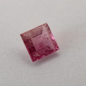 2.5 mm Red Beryl Bixbite Utah Ruby Violet Claims Wah Wah Mountains Gemstone