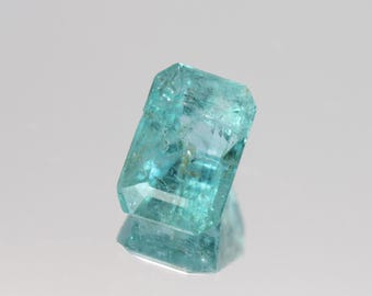 1.72 Ct Natural Emerald from Zambia Untreated Gemstone Rare Stone