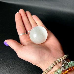 Selenite Sphere from Morocco Selenite Crystal Healing Meditation Tools Crystal Decor Chakras White selenite Orb Ethically Sourced Gift