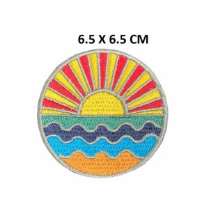 Colourful Round Sun Set Embroidered Iron sew on Patch Badge Transfer Jacket Jeans Leather Wave N-937
