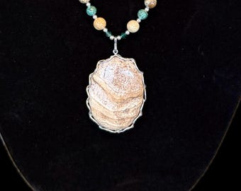 Fossile Korallen Anhänger Halsketten Set - erdige Edelstein Schmuck mit Jaspis, Achat und spirituellen Heilkräften