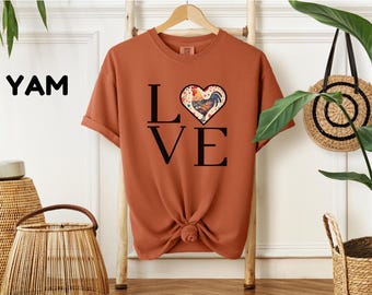 Love Heart Floral Rooster T-Shirt, Cute Rooster Tee, Rooster Valentine's Day Tee, Rooster mom Birthday Present, Chicken lovers Gift Shirt