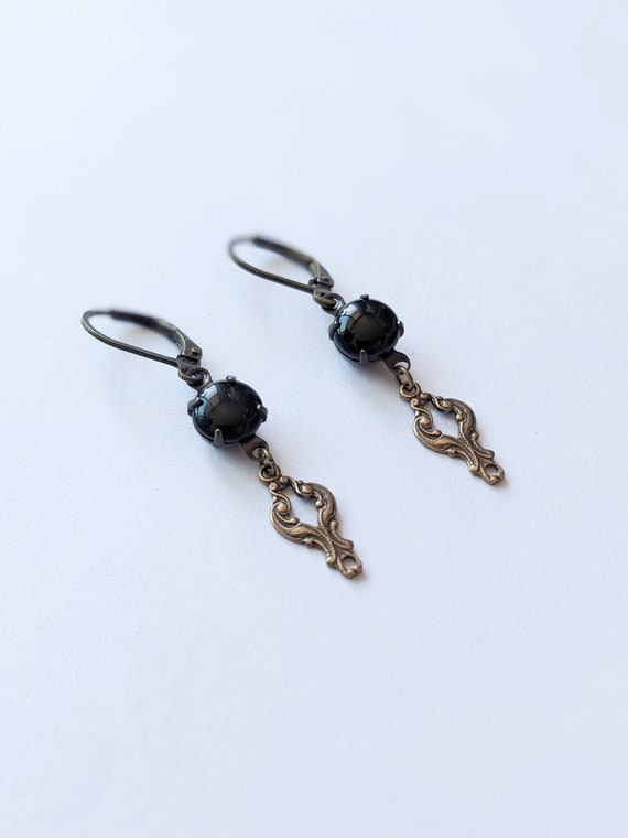 Boucles D'oreilles Vintage Années 50 En Verre Noir Jais - Fermoir Clip, Occasion, Style Rétro