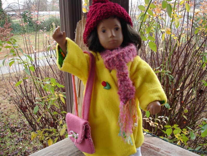 Dolly Needs A New Purse