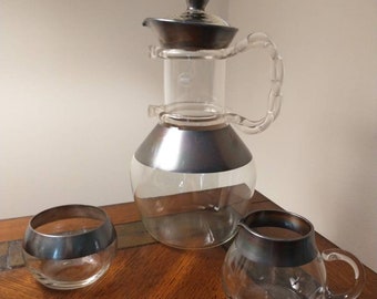 Dorothy Thorpe Silver Band Lucite 4 Pc Covered Coffee Carafe with Cream and Sugar Set Free Ship within US