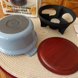 Le Creuset Slate Blue Case Iron Chocolate Mini Fondue Set in Box image 5