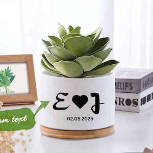 Anpassade initialer suckulentkruka, personlig bröllopsdatumplanter, romantisk parpresent, förlovningsminnesdekor, årsdagspresent
