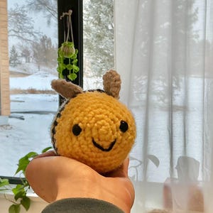 Bee
