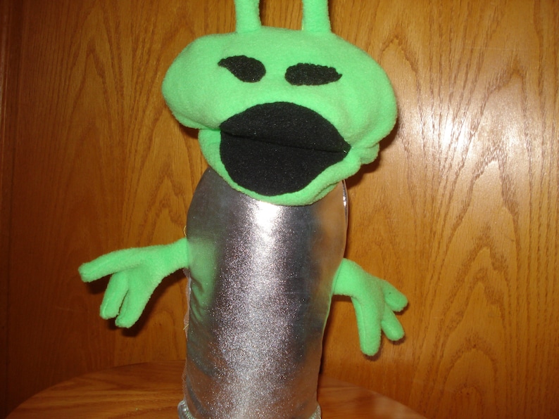 Extra Terrestrial Alien Outer Space Hand Puppet - Etsy