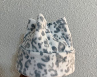 Snow Leopard Super Cozy 4 Point Beanie