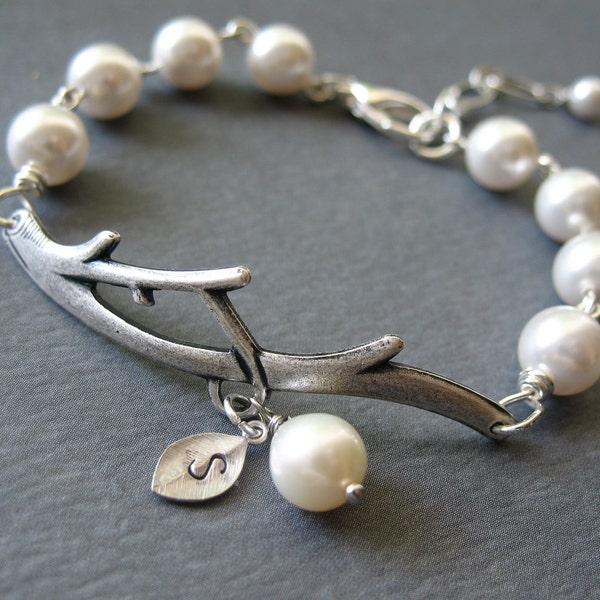 Wedding Jewelry, Pearl Bracelet, Bridal Party Bridesmaids Jewelry Personalized Initial Gifts