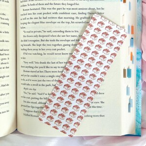 Looks Like A Cinnamon Roll Bookmark - 2x6