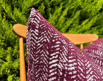 Burgundy White Herringbone Pillow Cover, Textured Cotton Euro Sham, Maroon Chevron Couch Cushion, Striped Lumbar Pillow, Luxury Throw Pillow